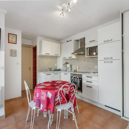 1 Bedroom Mezzanine For 4 Apartment