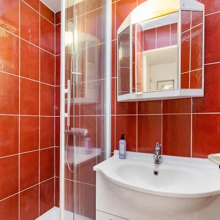 1 Bedroom Mezzanine For 4 * Agde