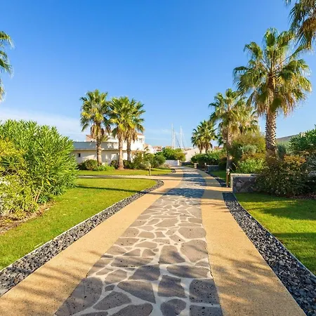 1 Bedroom Mezzanine For 4 Apartment Agde